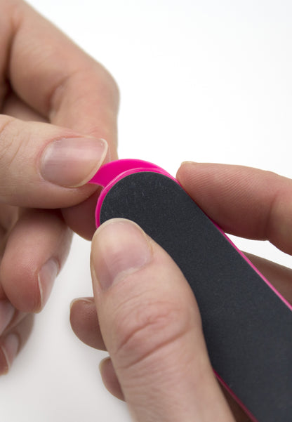 Curved 3-in-1 ergonomic Nail File