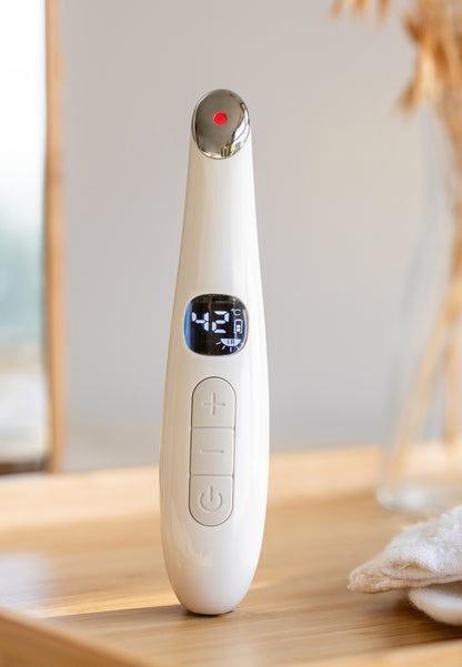 Bags Be Gone Heated Eye Massager